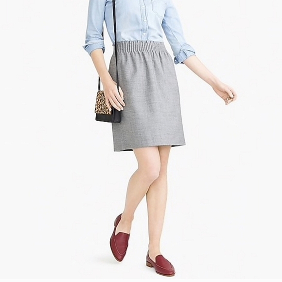 J. Crew Mercantile Sidewalk Ruched Waist Mini Skirt in Stone Gray Size 0 - Picture 2 of 12